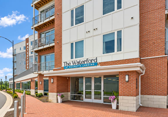 The Waterford hotel is located on a busy street.
