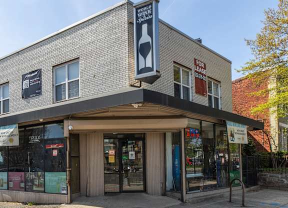 World Wine and Spirits near 1600 Penn SE Apartments in the Hill East neighborhood of Washington, DC 20003