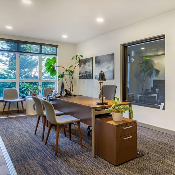 Workspace Area at 128 on State in Kirkland, WA 98033