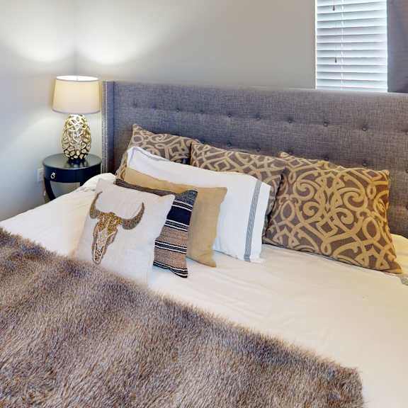 Large Bedroom at Black Feather Apartment Homes, Colorado, 80104
