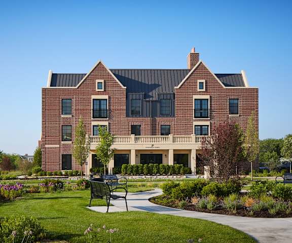 Apartment Homes at Kelmscott Park - Main Building