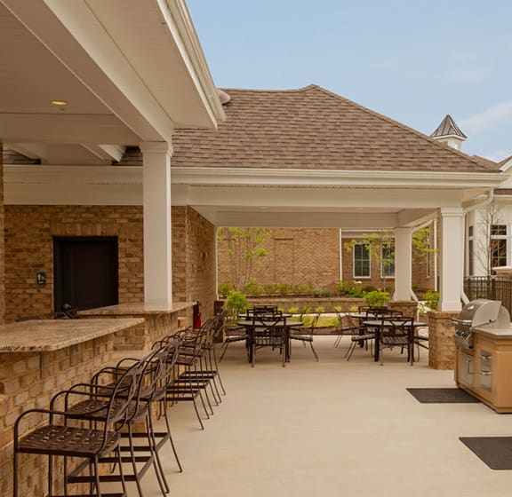 Outdoor Entertaining Area with Kitchen and Gas Grills
