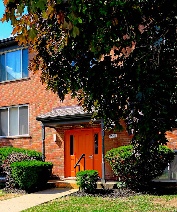 Exterior Of Building at The Loop on Greenfield Apartments, Oak Park, Michigan