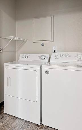 In-unit washer/dryer