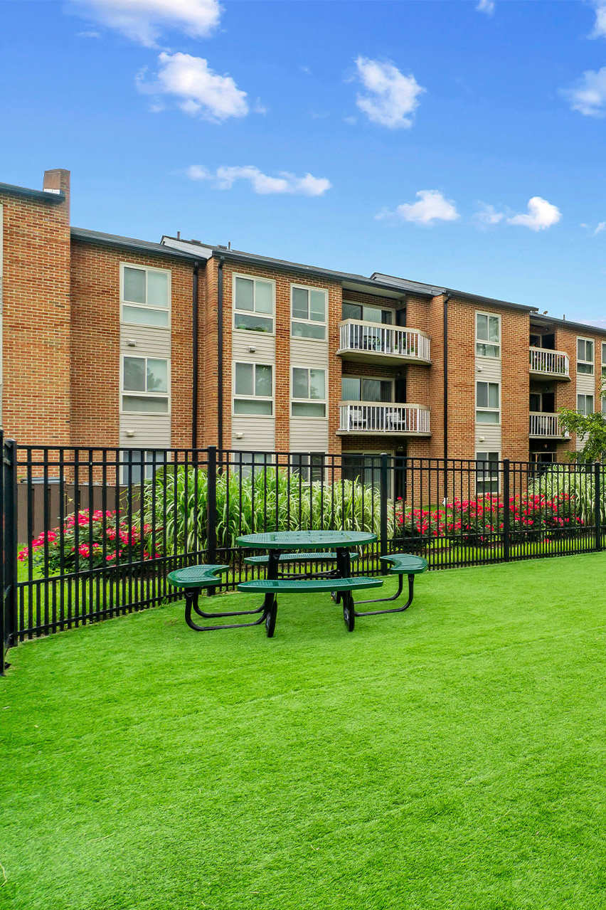 Pool at Westwinds Apartments (1 of 4)