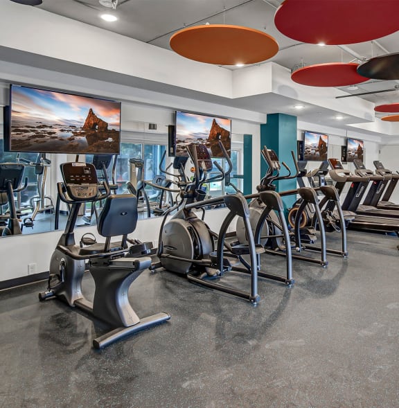 the gym at the flats at big tex apartments