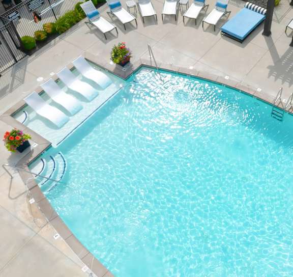  pool at Bella Vista Apartments in Fishers, IN 46038
