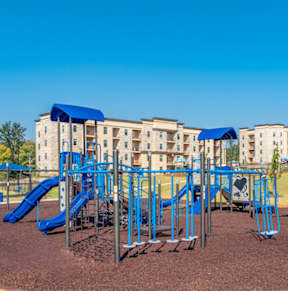 exterior view at the regency woods apartments in pascagoula, ms