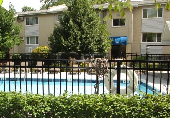 The Birches Apartments | Apartments in Joliet, IL
