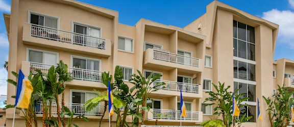 Apartment Building in Los Angeles