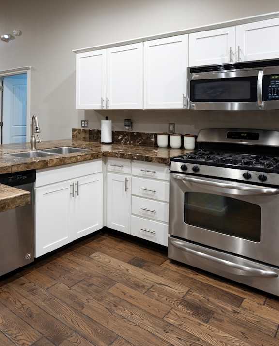 Eagle Rock Apartments in Spokane Valley, Washington Model Kitchen