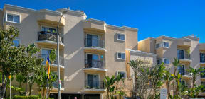Apartment Building in Los Angeles