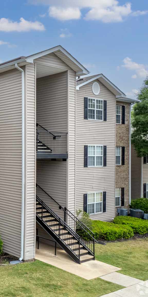 Exterior Of Building at Mill Creek Run Apartments, Georgia, 31216