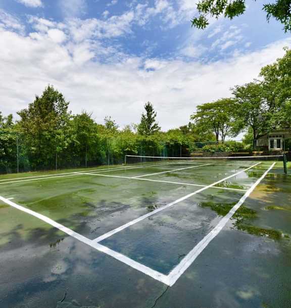 Patchen Oaks Apartments Tennis Court