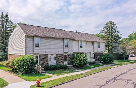 2 and 3 Bedroom Townhomes