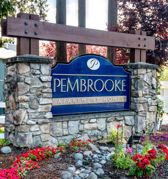 Pembrooke, Kent, monument sign