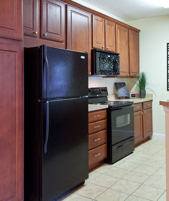 Black Appliances at Cypress Pointe Apartments in Orange Park, IL