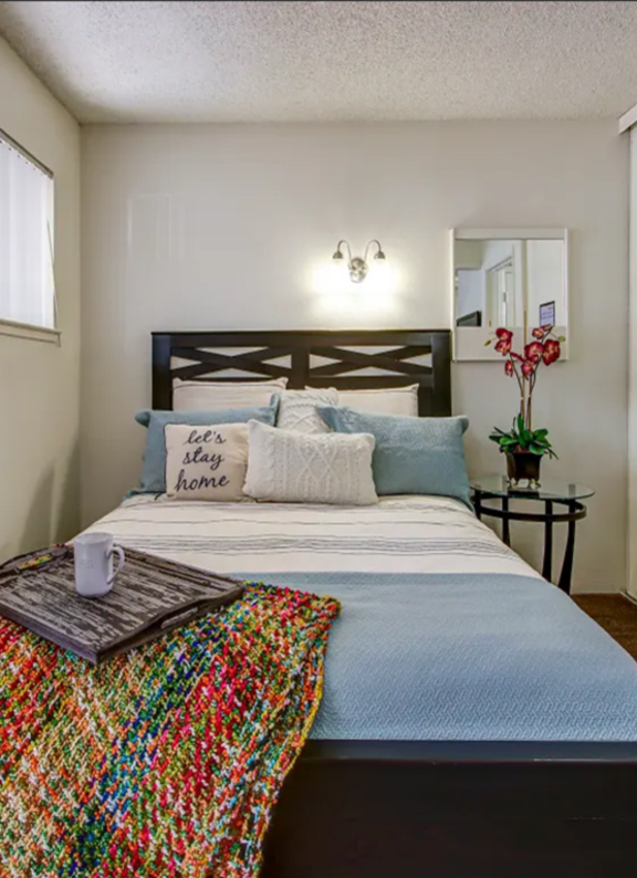 Gorgeous Bedroom  at Pine View Village Apartments, Flagstaff, Arizona