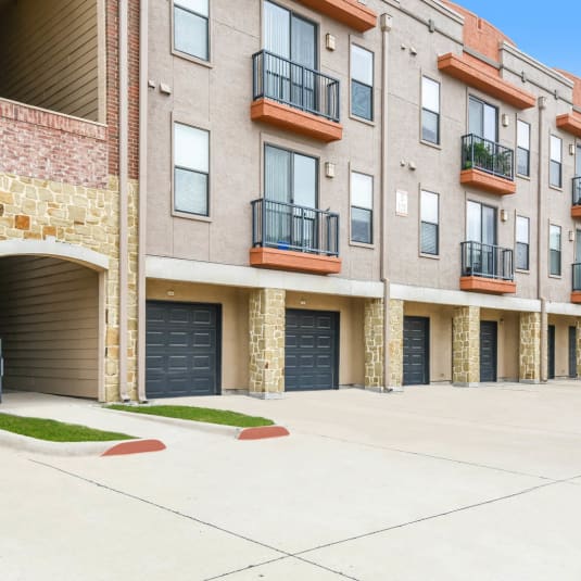 Soho Parkway Apartments in McKinney, TX
