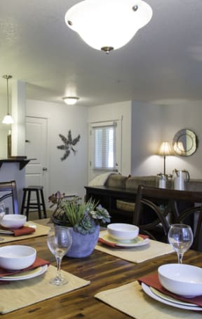 Reserve at Ashbrook Model Dining