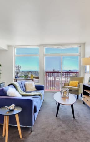 floor to ceiling windows  at Link + Mural, Washington