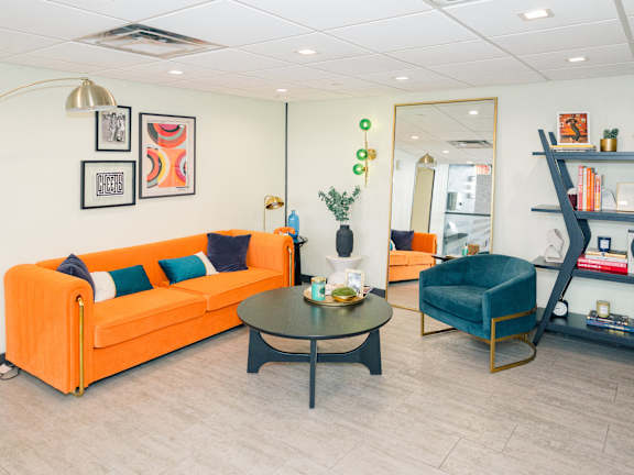 Living room at Walnut Towers at Frick Park, Pennsylvania