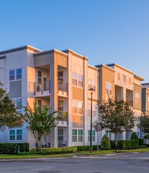 Building exterior at Linden on the GreeneWay, Orlando, FL, 32824