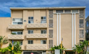 Apartment Building in Los Angeles