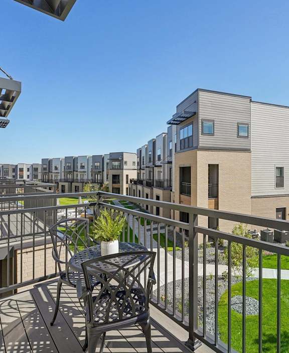 at Meridian at CityPlace, Woodbury, MN 55125