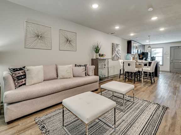 Living Room With Dining Area at Forest Hills Racquet Club, Augusta, 30909