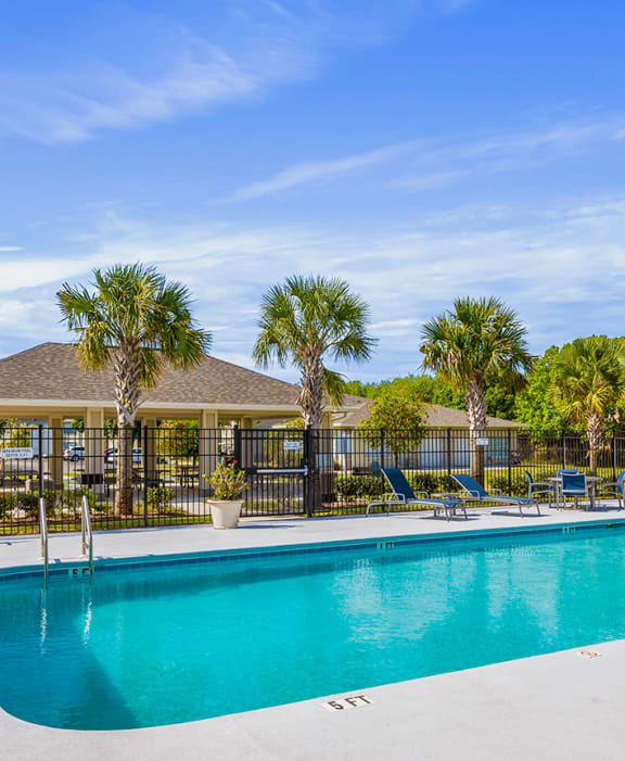 Dominium-Taylor Pointe-Pool