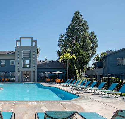 Pool and Lounge Chairs at Autumn Oaks Apartments, California, 95678