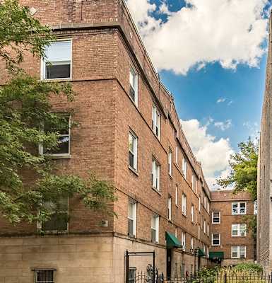 722 Barry Court Exterior