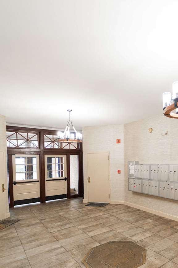 the locker room at the club at highland village at Retro 511 Apartments, West Haven, 06516