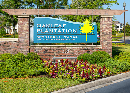 Property Signage at Oakleaf Plantation in Jacksonville, FL