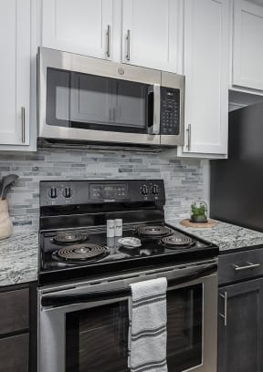 Upscale Stainless Steel Appliances at The Valley, Ohio