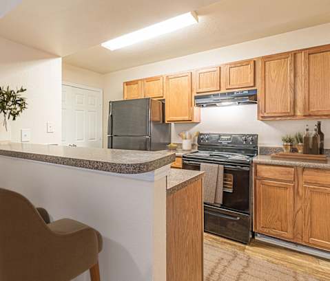 Dominium-Fulton Pointe-Virtually Staged Kitchen