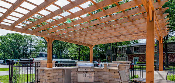 Outdoor Community Kitchen at Tiffany Woods Apartments in Muskegon MI