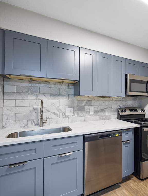 Spacious Kitchen at Dunwoody Glen in Dunwoody, GA, 30360