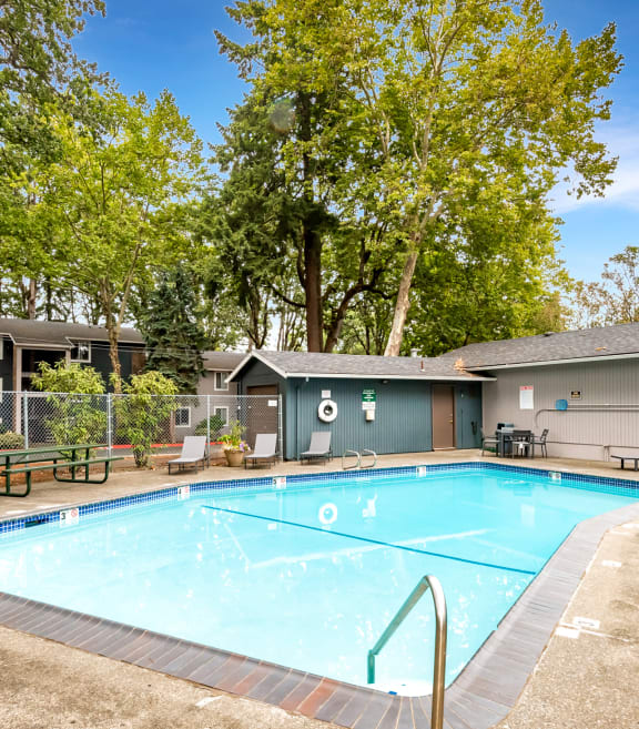 Cornell Woods swimming pool and furniture