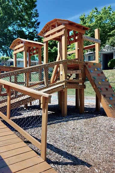 Playground at Vue on Medlock, Georgia, 30092