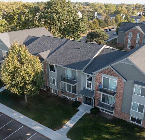 Exterior at Windemere Apartments, Farmington Hills