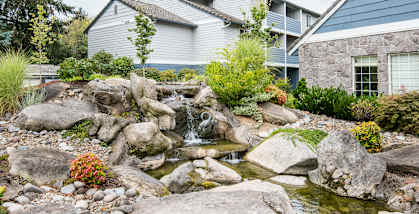 Creekside Village clubhouse entryway fountain