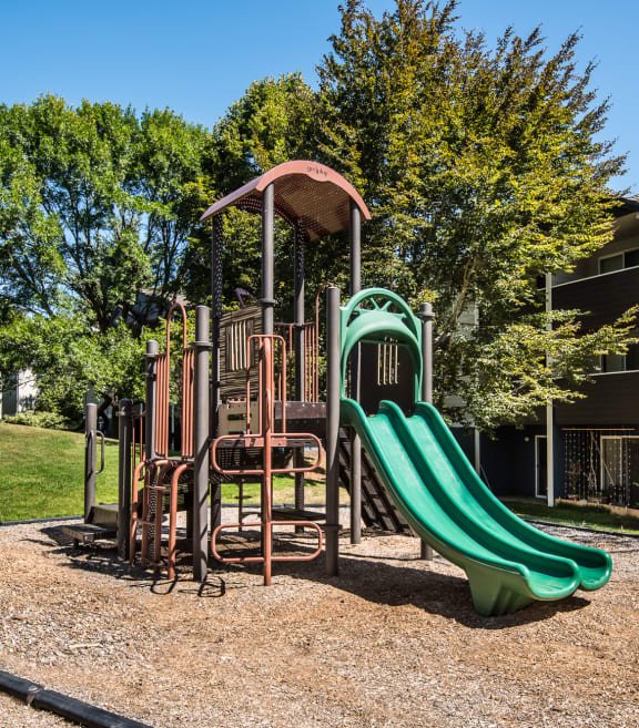 Hathaway Court Apartments Outdoor Playground 