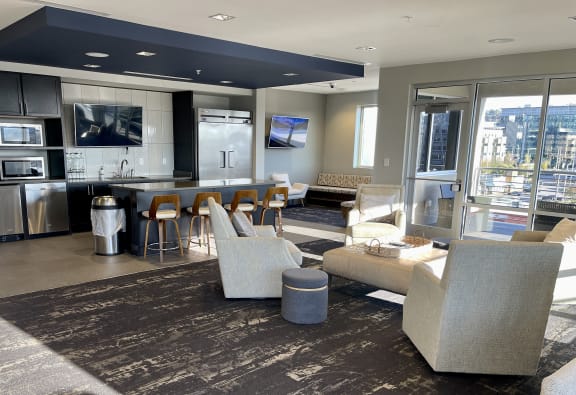 Resident Social Lounge at Flats on 4th Apartments in Birmingham, AL