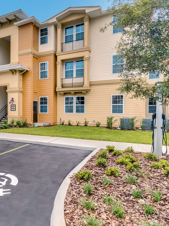 Apartments in Wildwood , FL Wildwood Preserve Apartment Homes