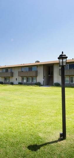 lawn view in front of Pickwick Apartments