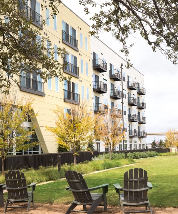 Luxury Apartments in Legacy West, Plano Windsor Metro West