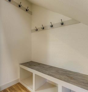 Mudroom at The Garden District Apartments, Tennessee, 38138