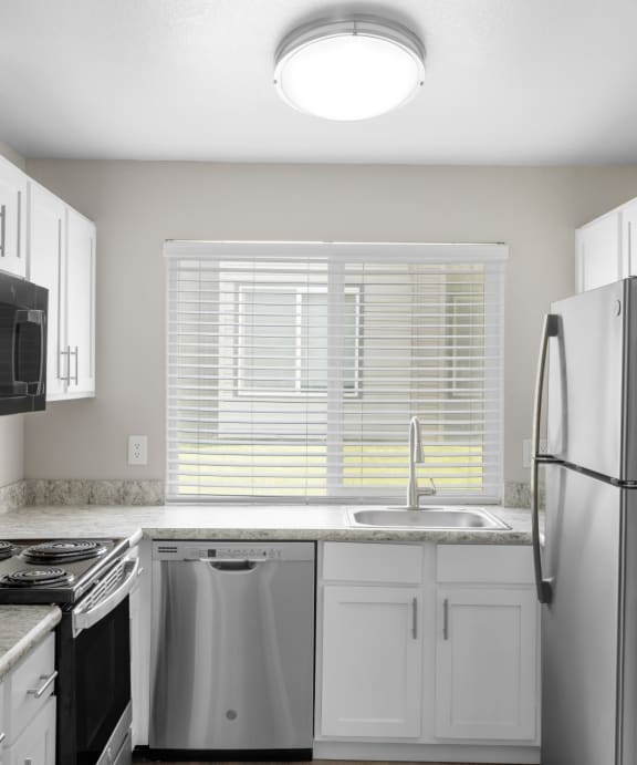Riverpointe Apartments Model Kitchen
